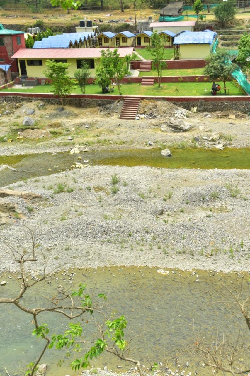 Garud Chatti River Resort Rišikéš Exteriér fotografie