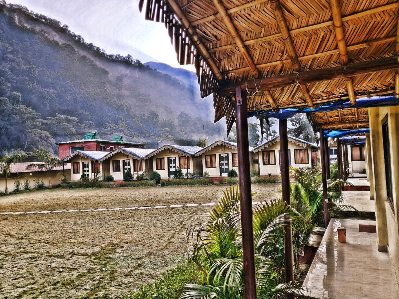 Garud Chatti River Resort Rišikéš Exteriér fotografie
